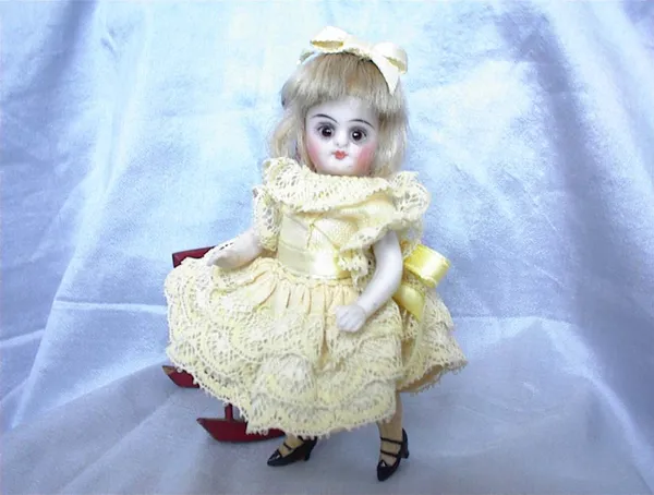 Diminutive JDK All Bisque