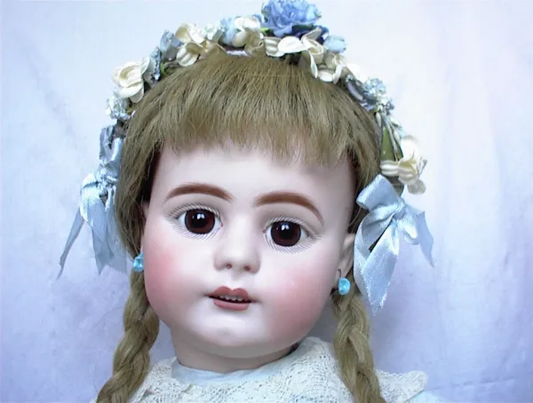 Edison Phonograph Doll (Simon Halbig 719)