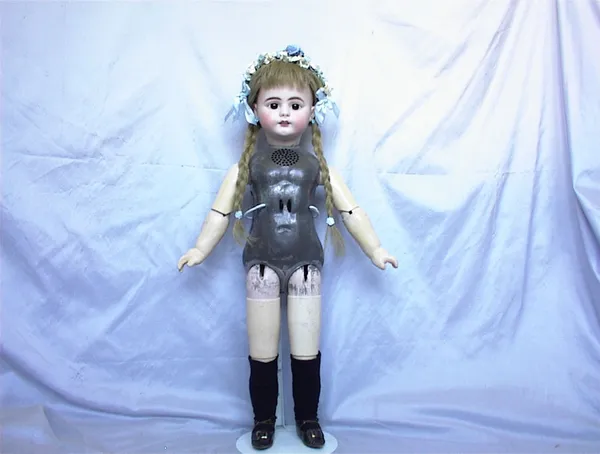 Edison Phonograph Doll (Simon Halbig 719)