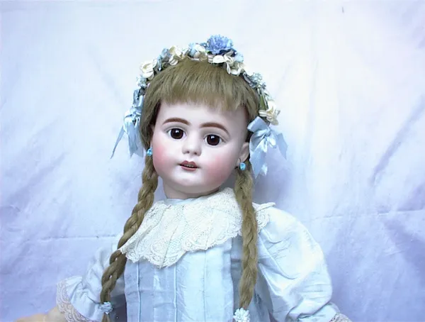 Edison Phonograph Doll (Simon Halbig 719)