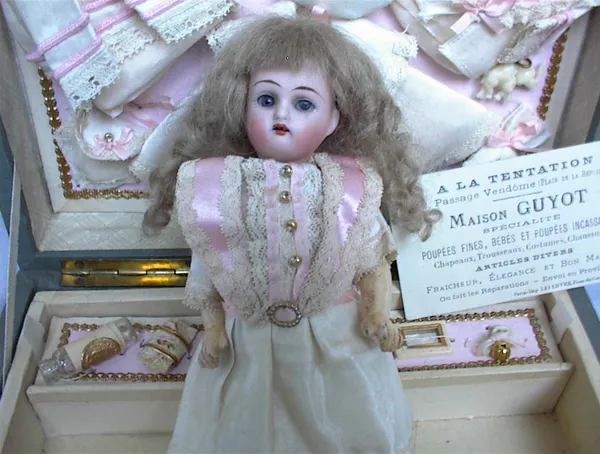 French Presentation Trunk