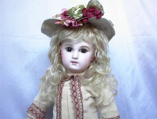 Incised Depose 7 Jumeau